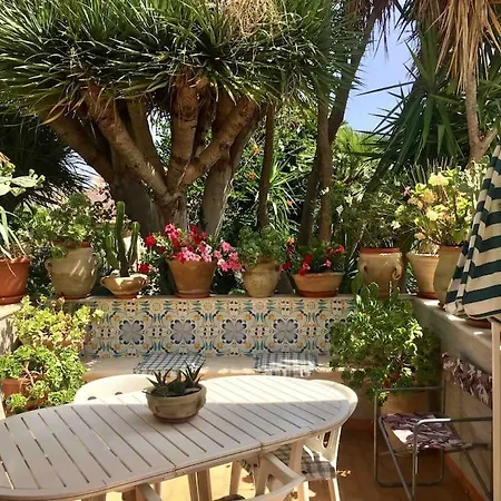 Trapani Elisa Garden & Sea Villa